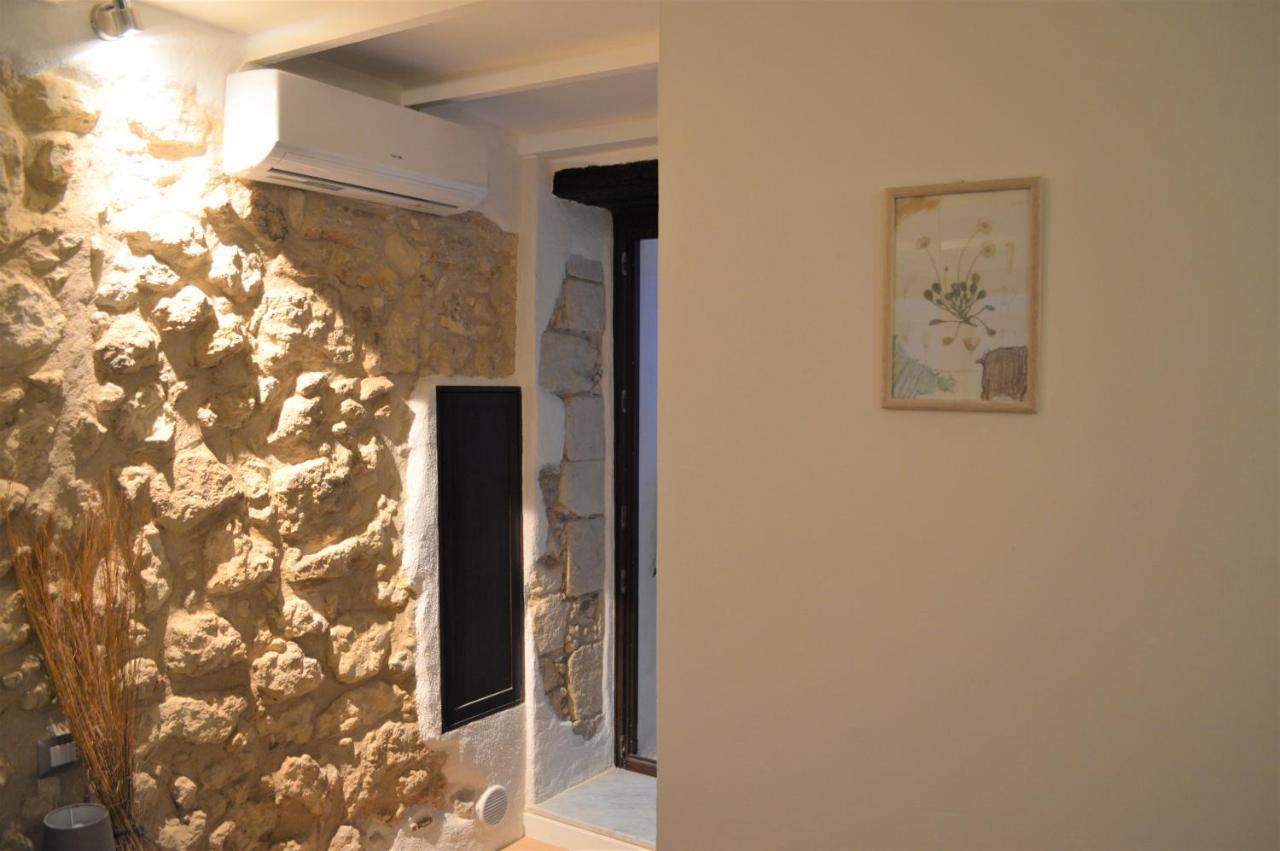 Domu 600 - Suite Mini Appartamento Cagliari Centro Storico 외부 사진