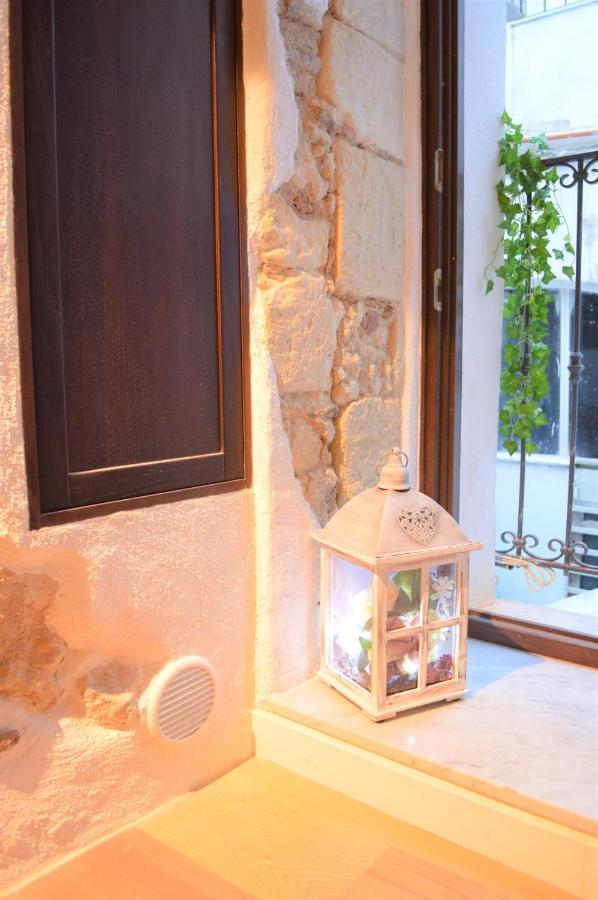 Domu 600 - Suite Mini Appartamento Cagliari Centro Storico 외부 사진